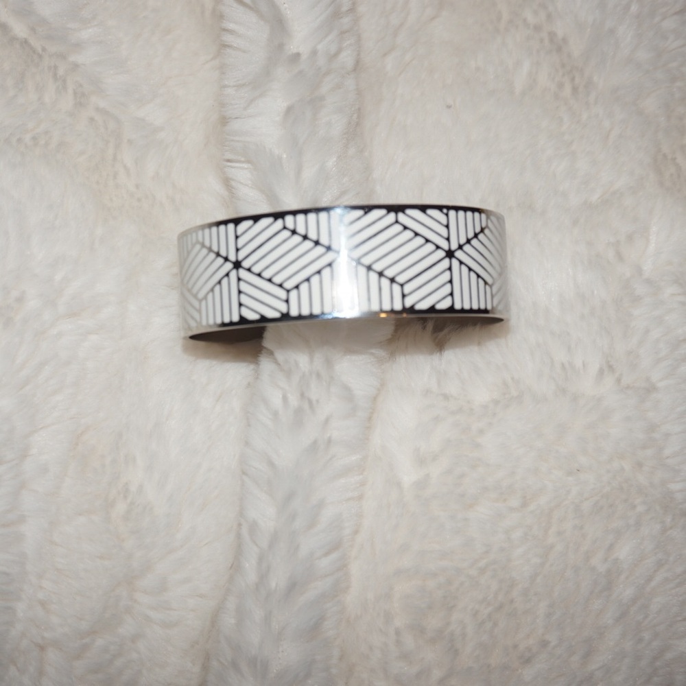 Rustic cuff silver and white cuff